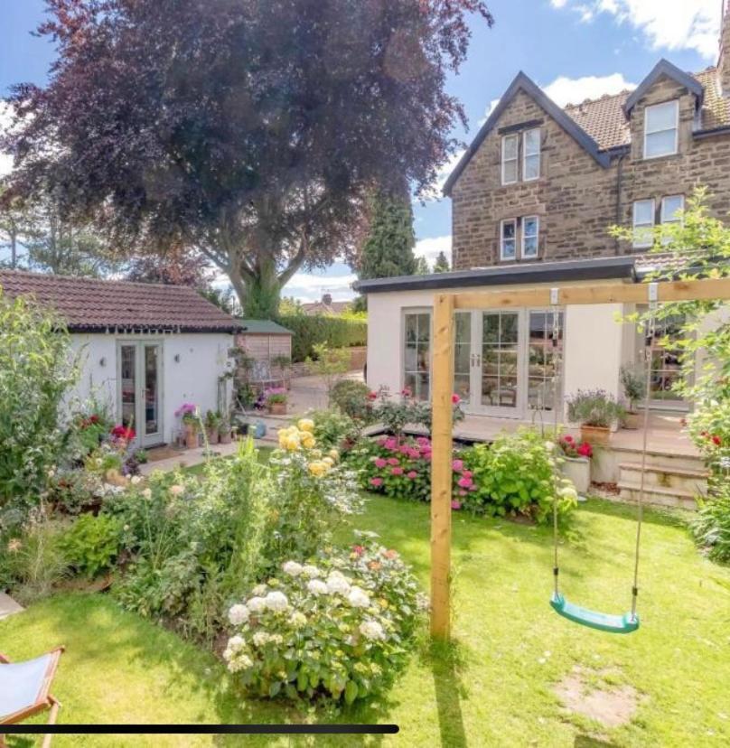 Private Apartment - 3 Bedrooms Harrogate Exterior photo